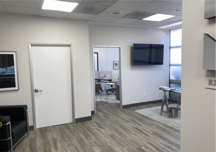 More Photos Of 8150 Beverly Blvd, Los Angeles Office For Lease