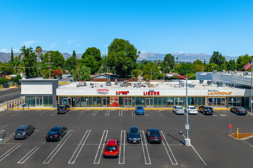 More Photos Of 22335-22349 Sherman Way, Canoga Park Unknown For Lease