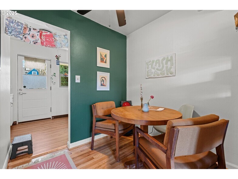 More Photos Of 5104 SE Clinton St, Portland Apartments For Sale