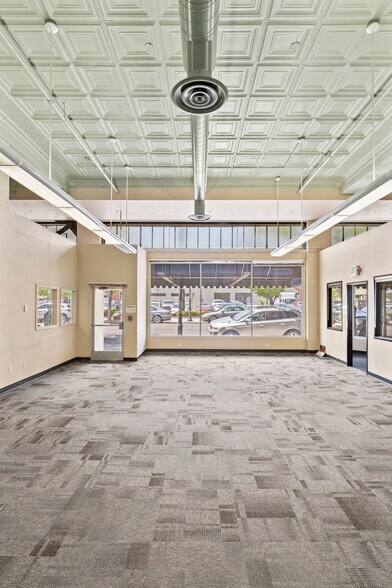 More Photos Of 117 S Central Ave, Medford Office For Sale