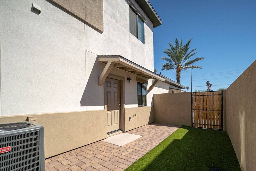 More Photos Of 8246 N 61st Ave, Glendale Apartments For Sale