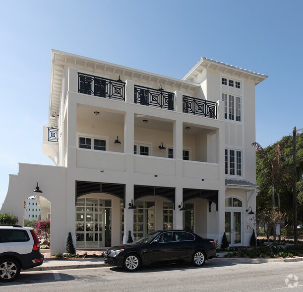 Primary Photo Of 104 SE 1st Ave, Delray Beach Office Residential For Lease