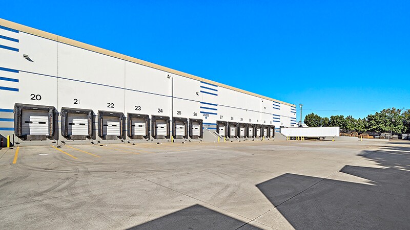 More Photos Of 2164 N Batavia St, Orange Warehouse For Sale