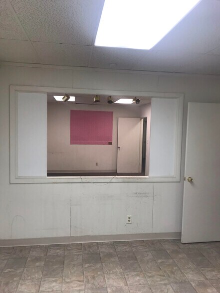 More Photos Of 2720 Wrondel Way, Reno Office For Lease