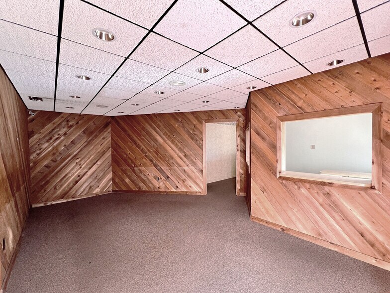 More Photos Of 200 Avenue K SE, Winter Haven Office For Lease