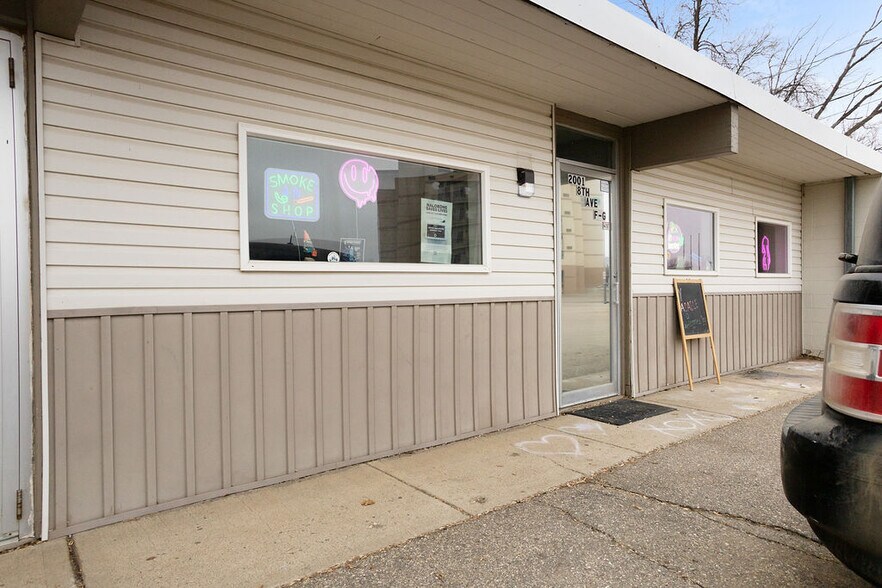 More Photos Of 2001 8th Ave SE, Minot General Retail For Sale