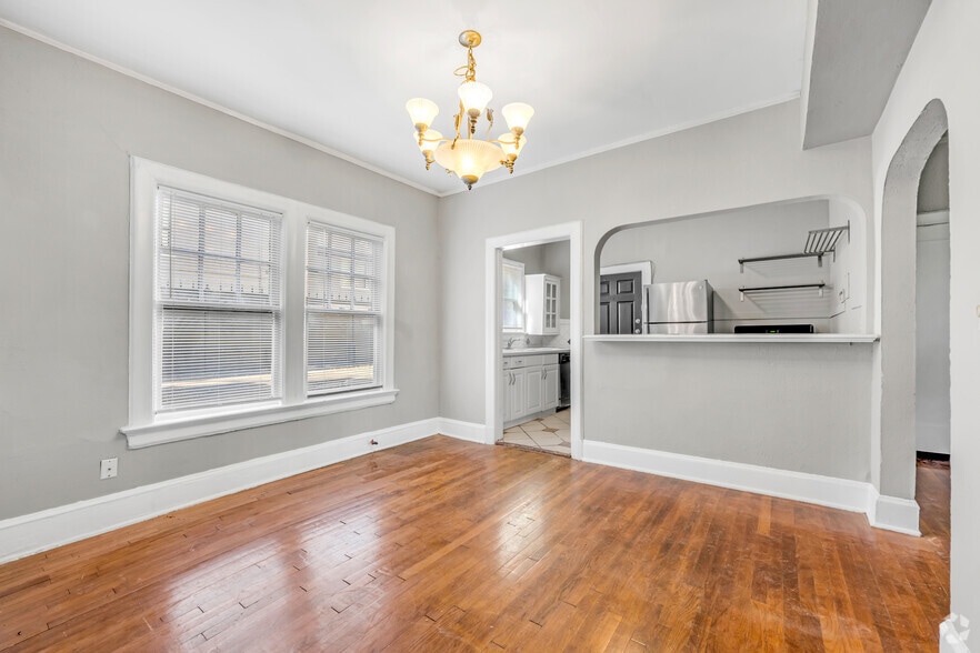 More Photos Of 4425 Swiss Ave, Dallas Apartments For Sale