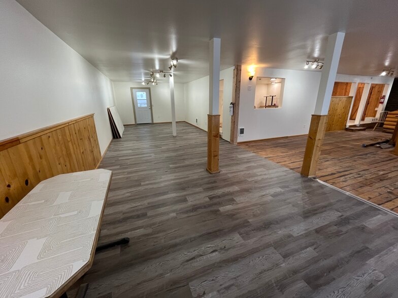 More Photos Of 164 Riverside Ave, Winthrop Restaurant For Sale