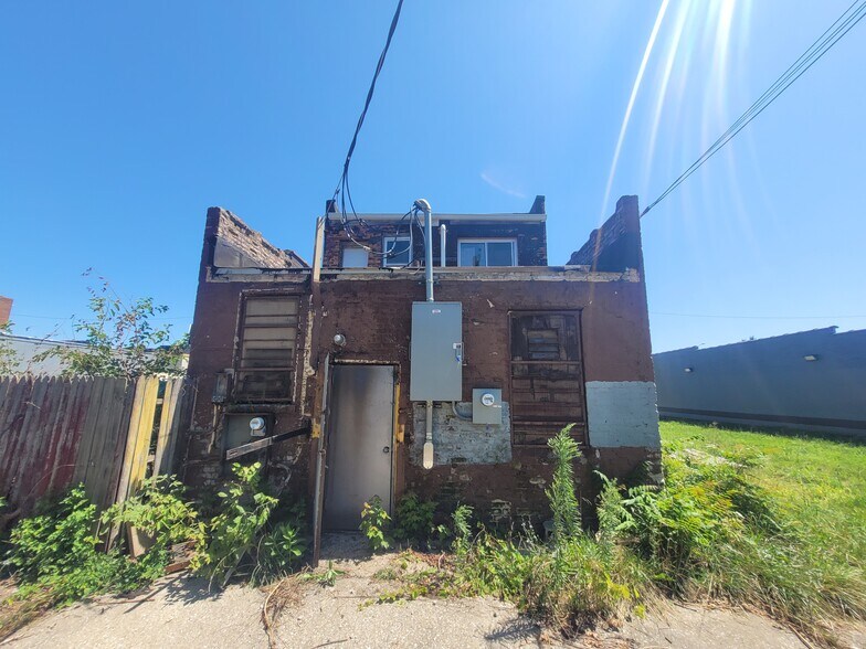 More Photos Of 14907 Livernois Ave, Detroit Flex For Sale