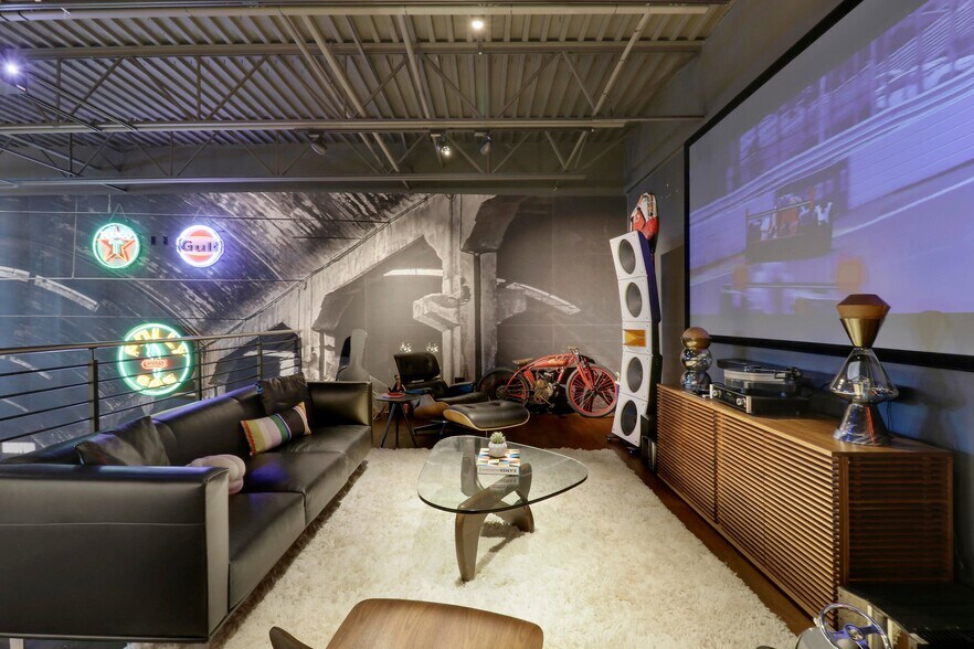 More Photos Of 7210 Haverhill Business Pky, Riviera Beach Warehouse For Sale