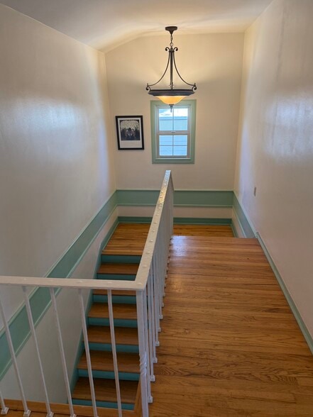 More Photos Of 140 Central Ave, Salinas Office For Sale