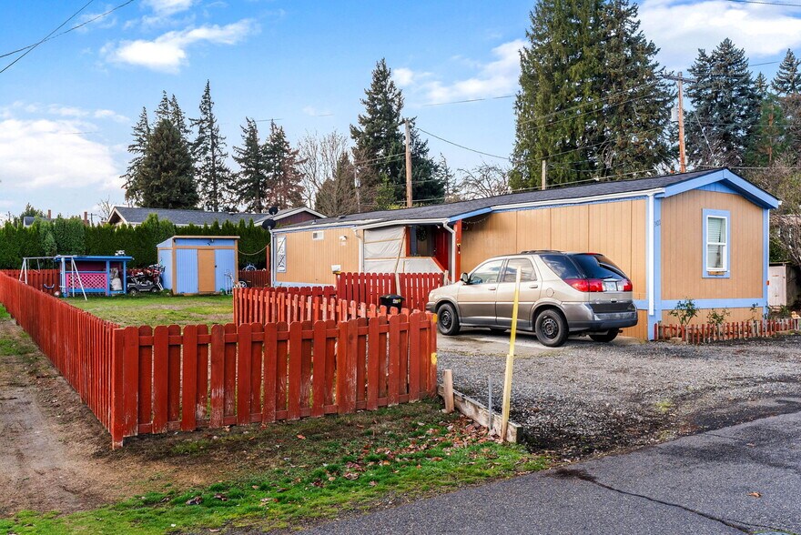 More Photos Of 3391 Avalon Dr, Hood River Manufactured Housing Mobile Home Park For Sale