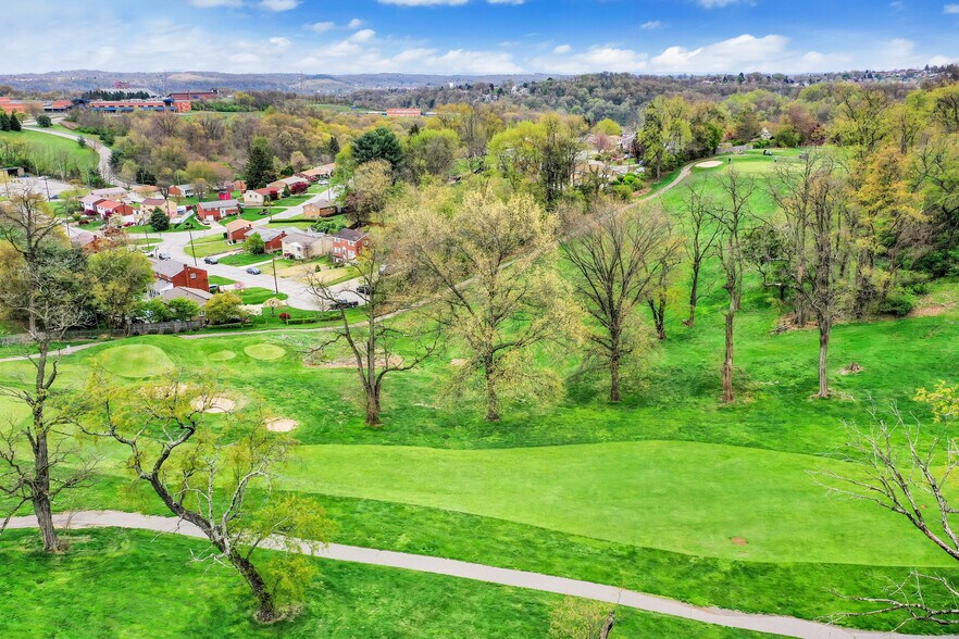 More Photos Of 825 Commonwealth Ave, West Mifflin Land For Sale