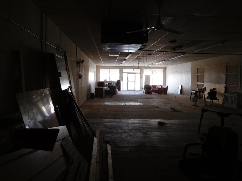 More Photos Of 123 S Main St, Winters Storefront For Sale