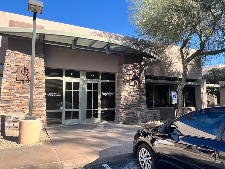 More Photos Of 6677 W Thunderbird Rd, Glendale Medical For Sale