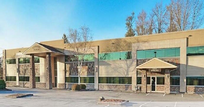 Primary Photo Of 698 12th St SE, Salem Office For Lease