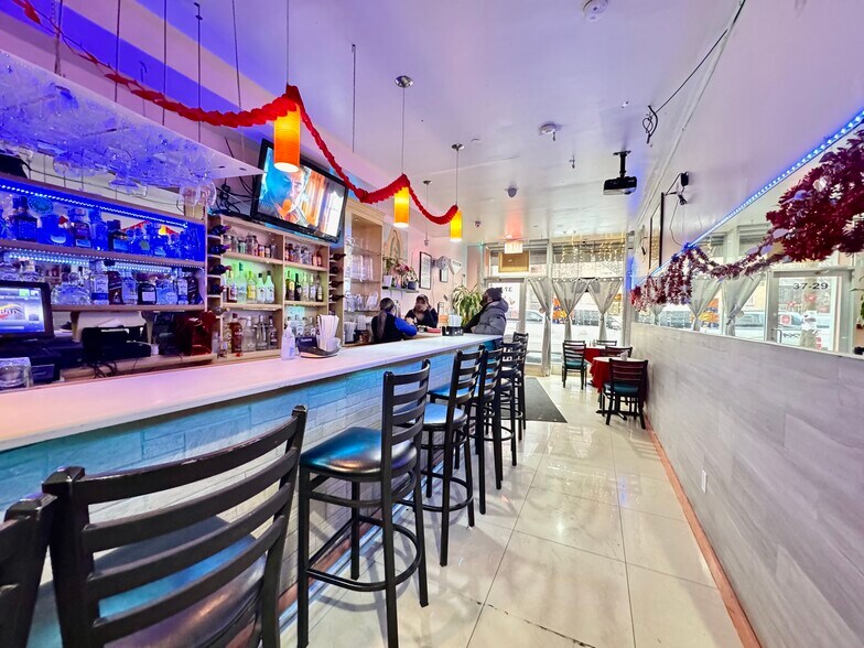 More Photos Of 3729 103rd St, Corona Flex For Sale