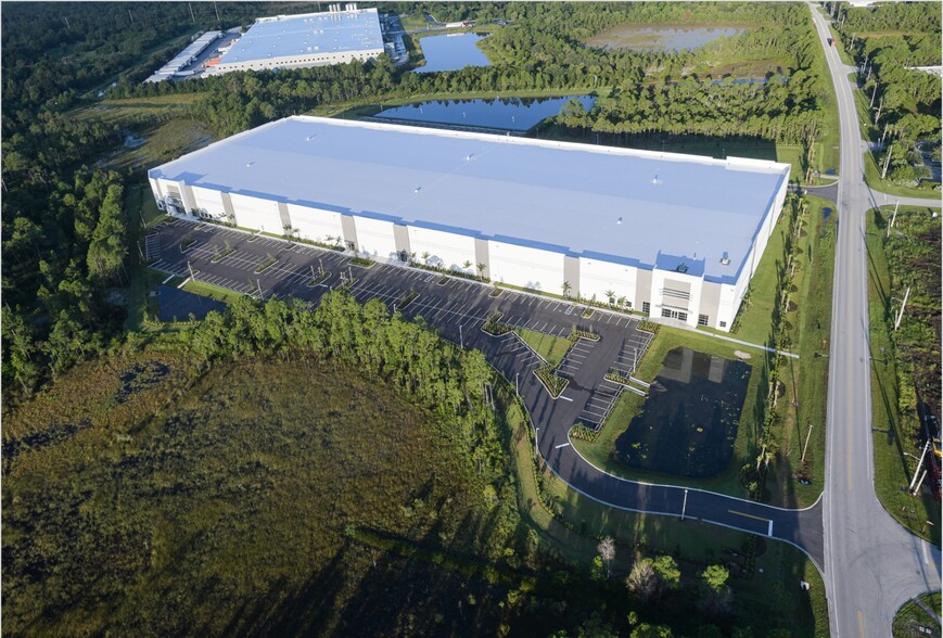 Primary Photo Of 15430 Corporate Rd N, Jupiter Unknown For Lease