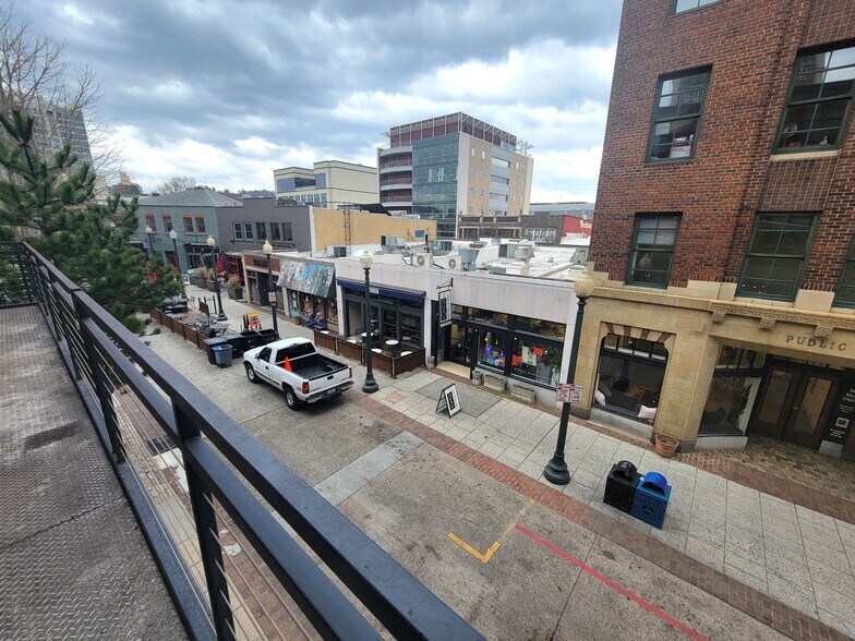 More Photos Of 38 Battery Park Ave, Asheville Storefront Retail Residential For Sale