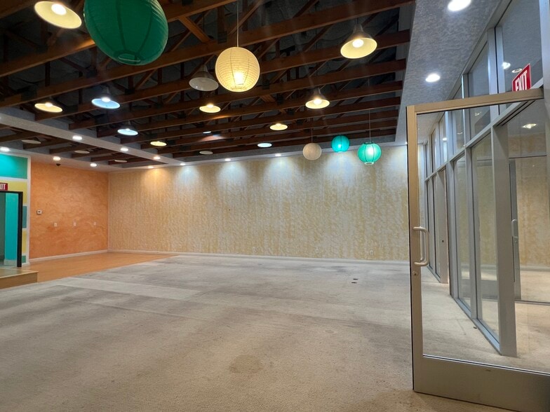 More Photos Of 1952-1996 Indian Hill Blvd, Pomona Medical For Lease