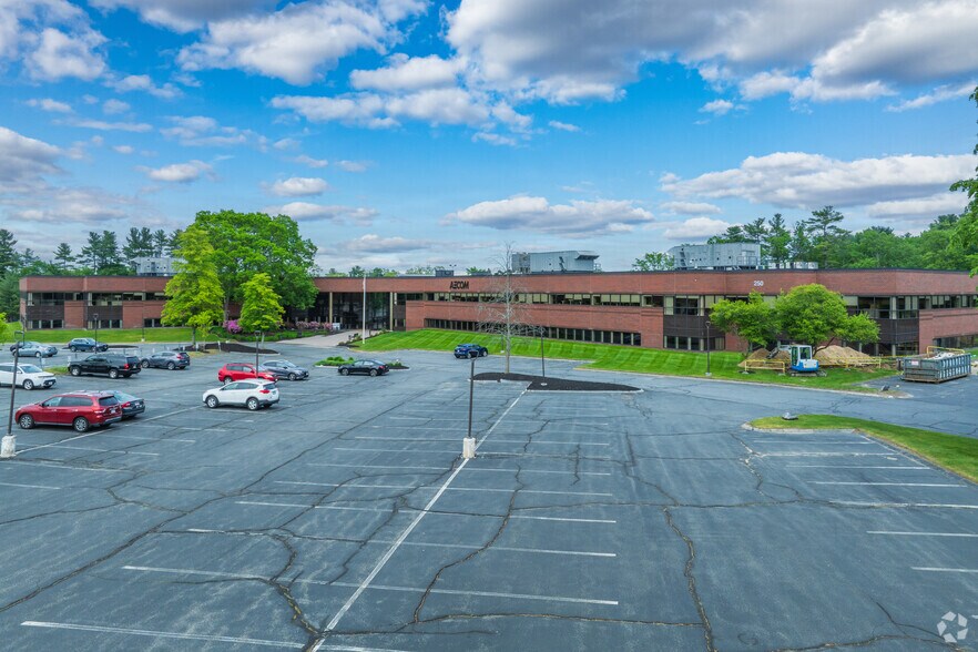 More Photos Of 250 Apollo Dr, Chelmsford Office For Lease