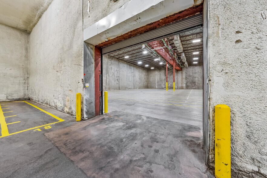 More Photos Of 661 S Fir St, Medford Refrigeration Cold Storage For Lease