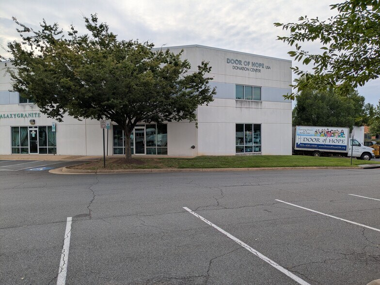 Primary Photo Of 21770 Beaumeade Cir, Ashburn Warehouse For Sale