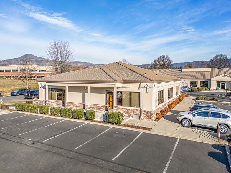 More Photos Of 3144 State St, Medford Healthcare For Lease