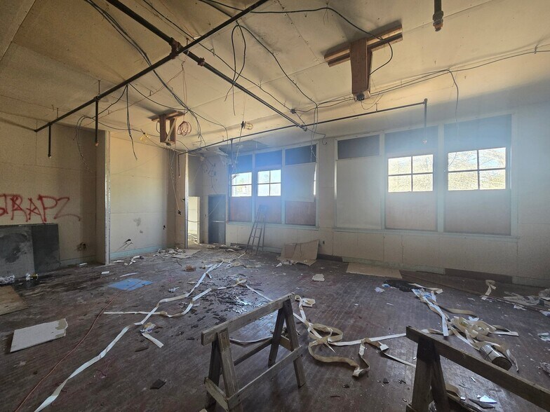 More Photos Of 1746 Stanton Ave, Franklinville Schools For Sale
