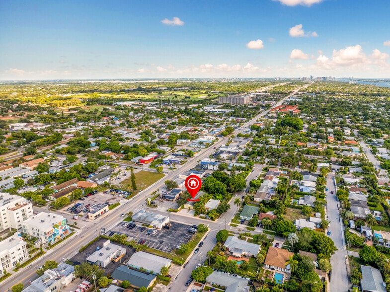 More Photos Of 1008 18th Ave N, Lake Worth Beach Apartments For Sale