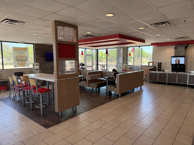 More Photos Of 14719 W Cactus Rd, Surprise General Retail For Lease