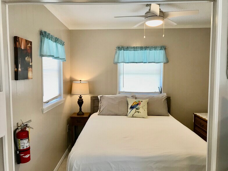 More Photos Of 1900 Manasota Beach Rd, Englewood Apartments For Sale