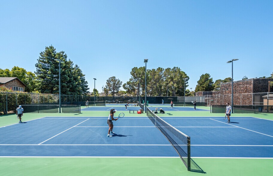 More Photos Of 200 Packet Landing Rd, Alameda Health Club For Sale