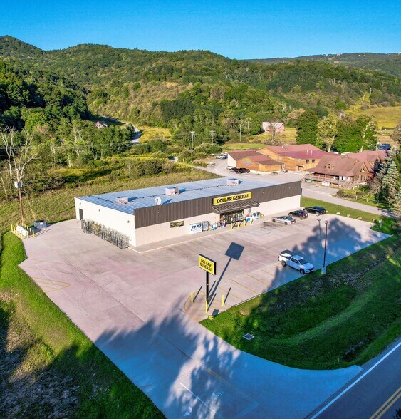 More Photos Of 237 Cass Rd, Slatyfork Freestanding For Sale