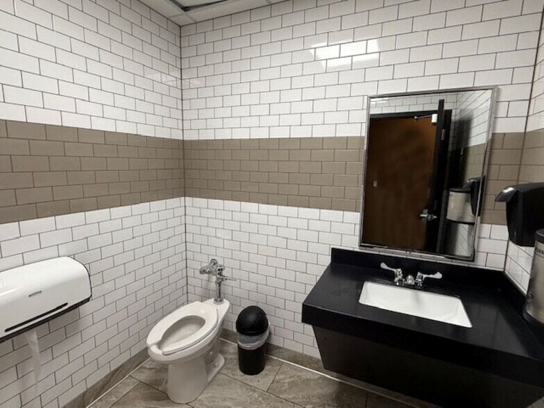 More Photos Of 118 S 3rd St, Boonville Storefront For Sale