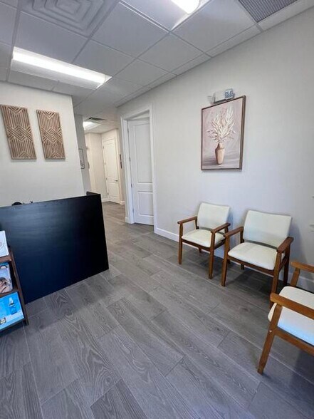 More Photos Of 3165 Suntree Blvd, Rockledge Office For Lease
