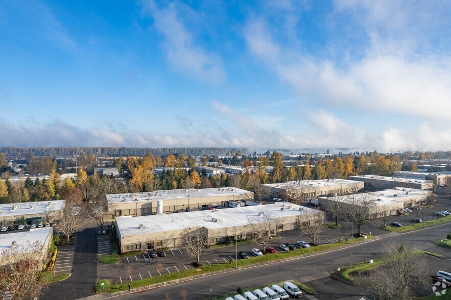 More Photos Of 4900-4916 NE 122nd Ave, Portland Unknown For Lease