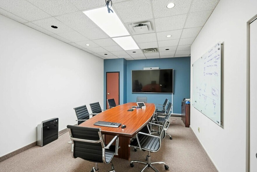 More Photos Of 1 Terence Matthews Cres, Ottawa Office For Sale