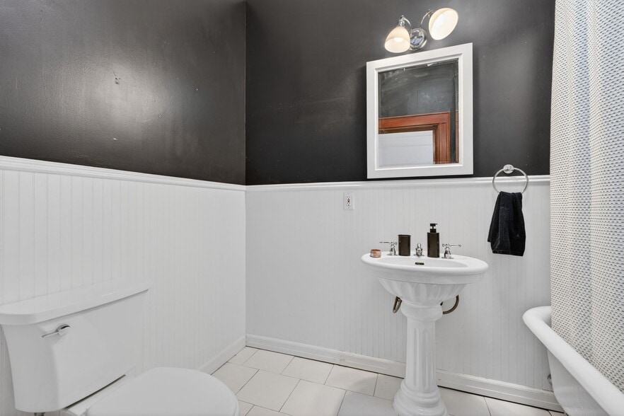 More Photos Of 655 76th St, Brooklyn Healthcare For Sale