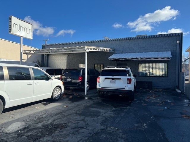 Primary Photo Of 5722 Tujunga Ave, North Hollywood Manufacturing For Lease