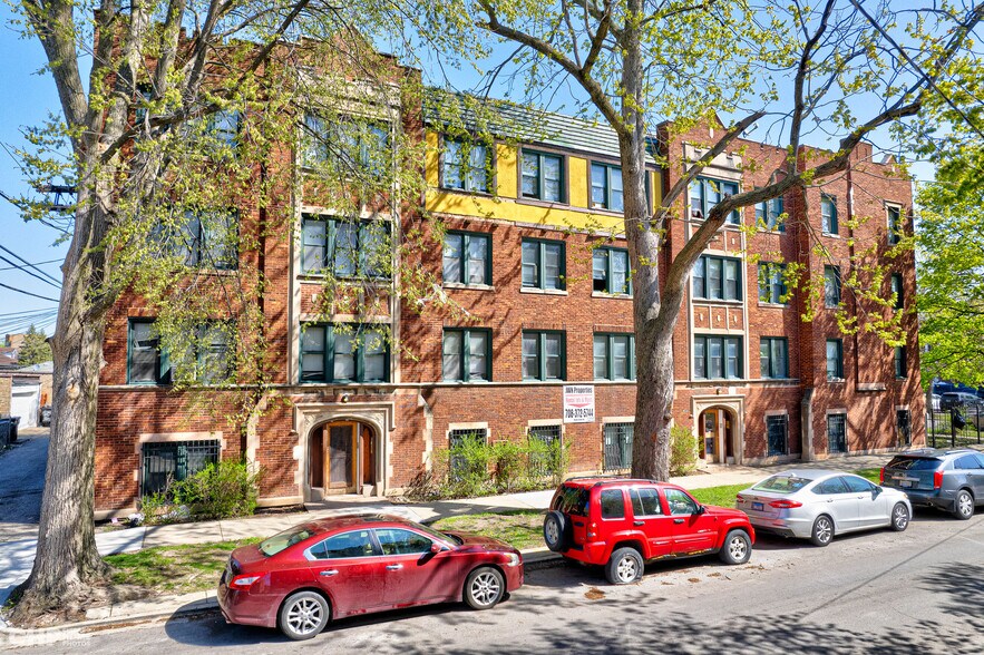 More Photos Of 8156 S Laflin St, Chicago Apartments For Sale