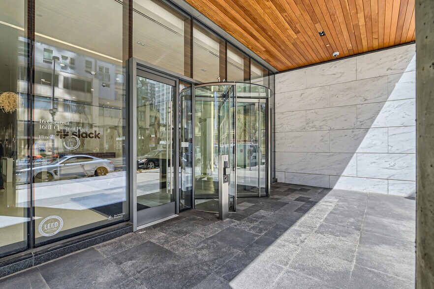 More Photos Of 2001 16th St, Denver Office For Lease