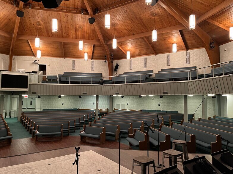 More Photos Of 4201 Little Rd, Arlington Religious Facility For Sale