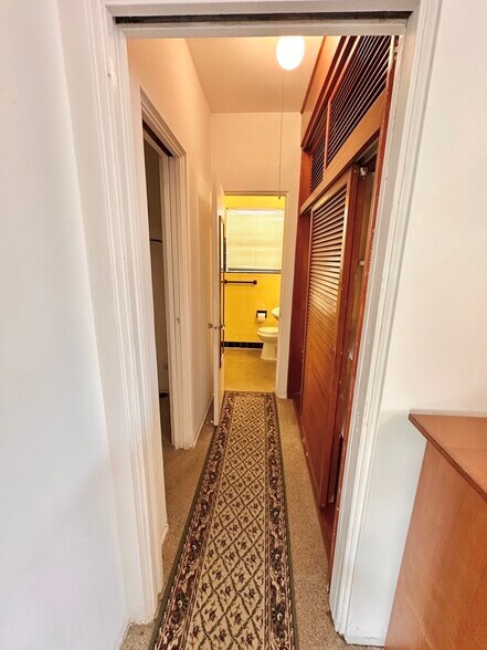 More Photos Of 2212 N Surf Rd, Hollywood Specialty For Sale