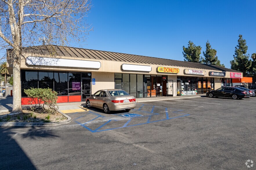 More Photos Of 3017-3027 N San Fernando Rd, Los Angeles Freestanding For Lease