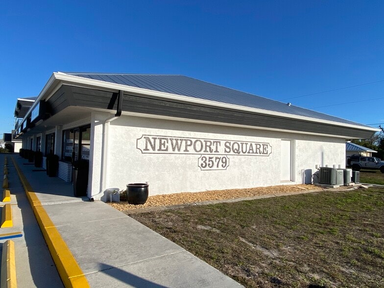 More Photos Of 3579 S Access Rd, Englewood Loft Creative Space For Sale