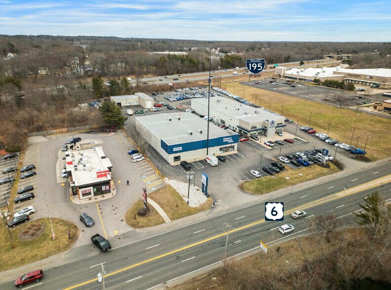 More Photos Of 10 Highland Ave, Seekonk Freestanding For Sale