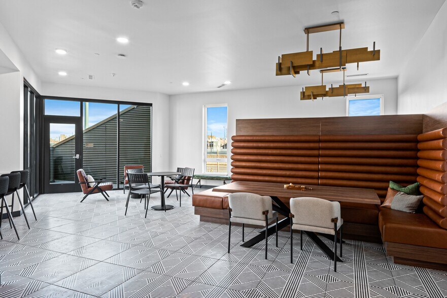 More Photos Of 1190 S Pennsylvania St, Denver Apartments For Sale