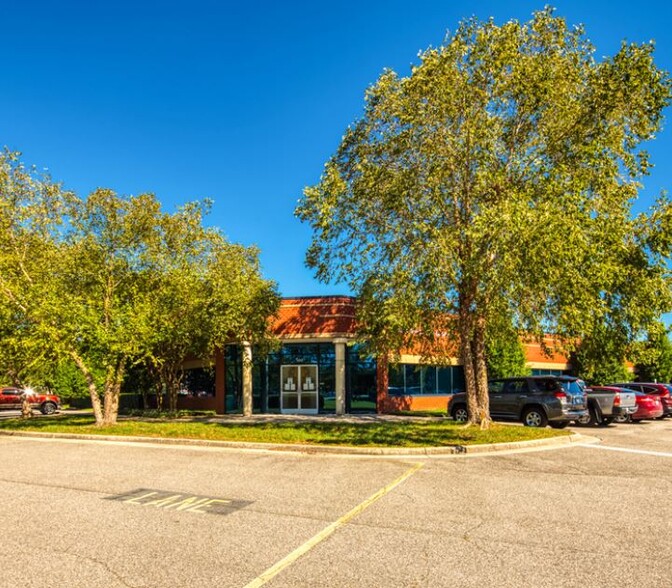 Primary Photo Of 700 Independence Pky, Chesapeake Office For Lease