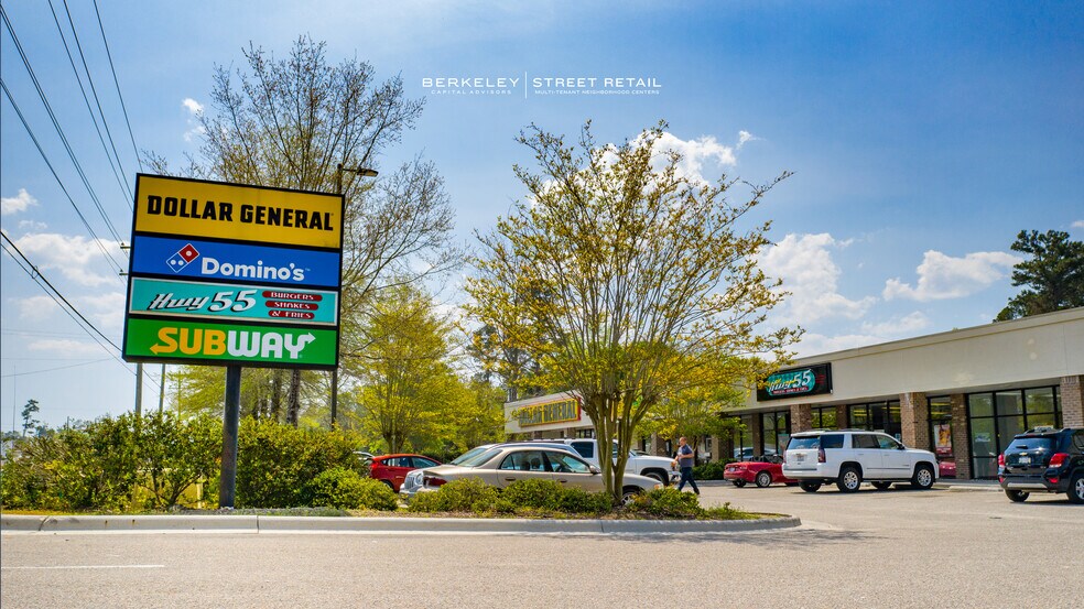 More Photos Of 6001 Castle Hayne Rd, Castle Hayne General Retail For Lease